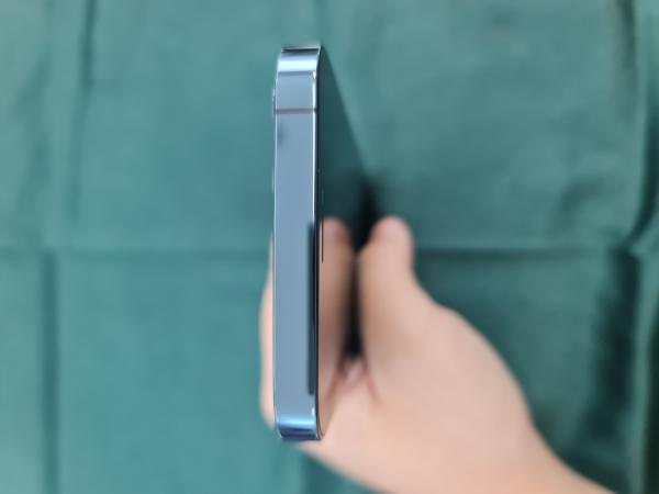 Apple iPhone 12 Pro