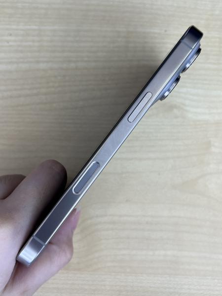 Apple IPHONE 16 PRO