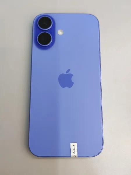 Apple iPhone 16 — photo 1 of 10