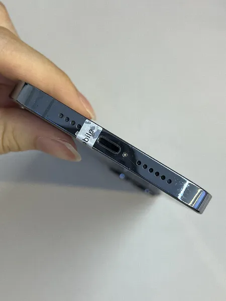 Apple iPhone 13 Pro Max — photo 7 of 10