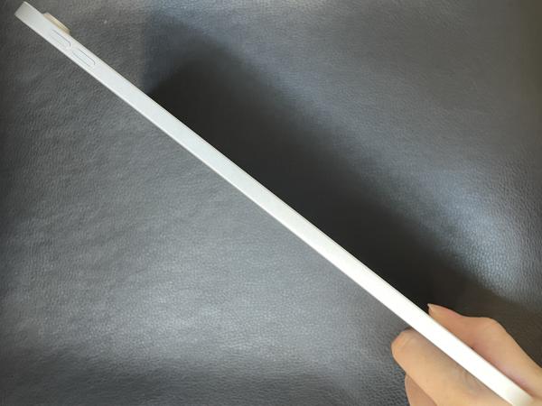 Apple iPad A16,