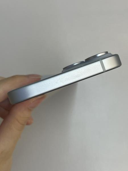 Apple iPhone 15
