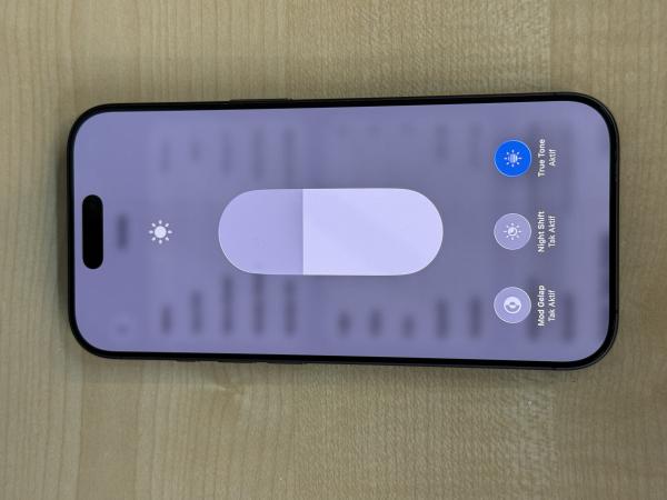 Apple iPhone 17