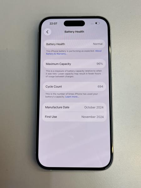 Apple iPhone 15