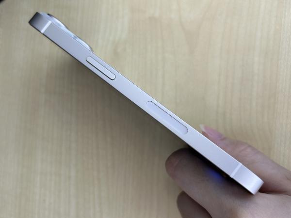 Apple iPhone 14