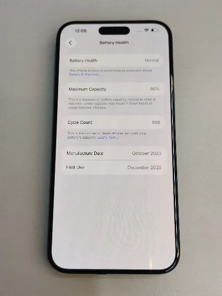 Apple iPhone 15 Pro Max — photo 3 of 10