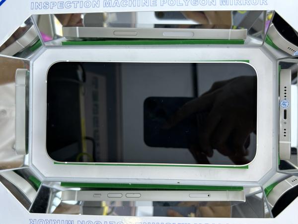 Apple iPhone 14
