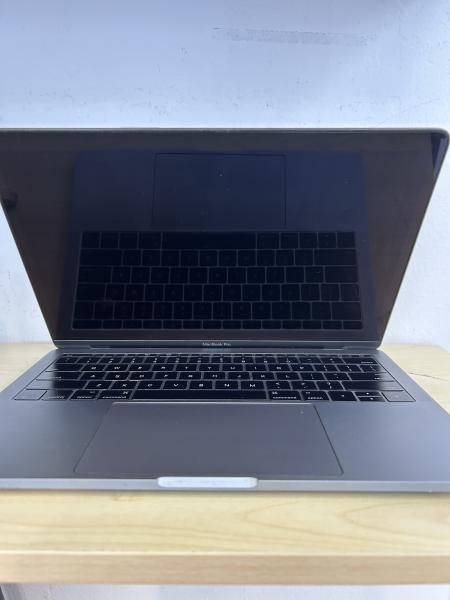 MacBook AIR 14INCH M2