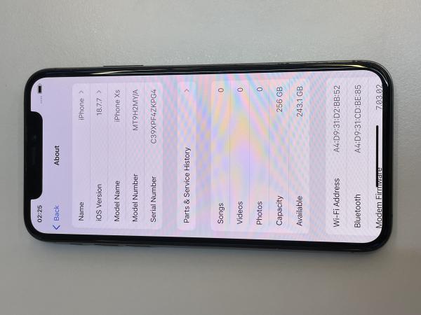 Apple iPhone XS