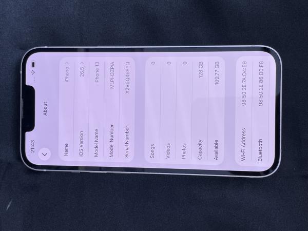 Apple iPhone 13