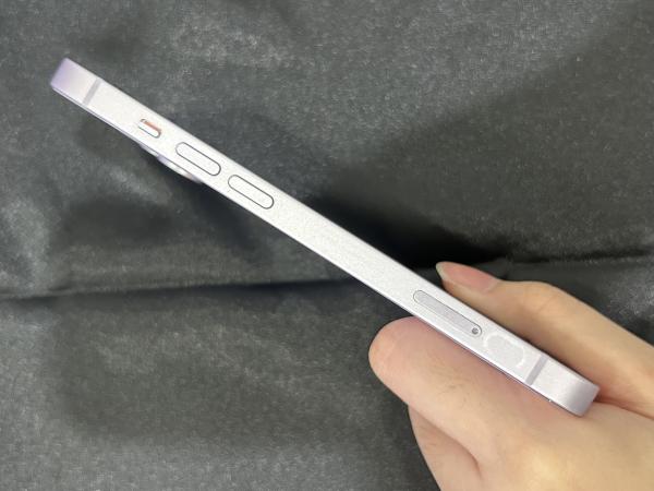 Apple iPhone 14