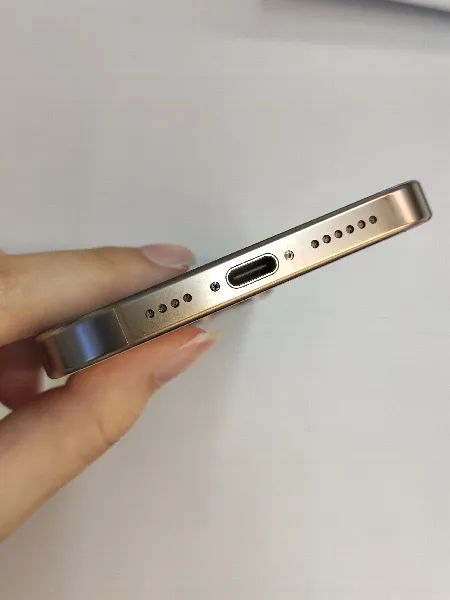 Apple iPhone 16 Pro Max
