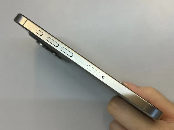 Apple iPhone 15 Pro
