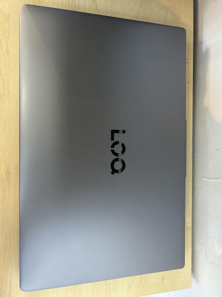 Lenovo LOQ 15IAX9E
