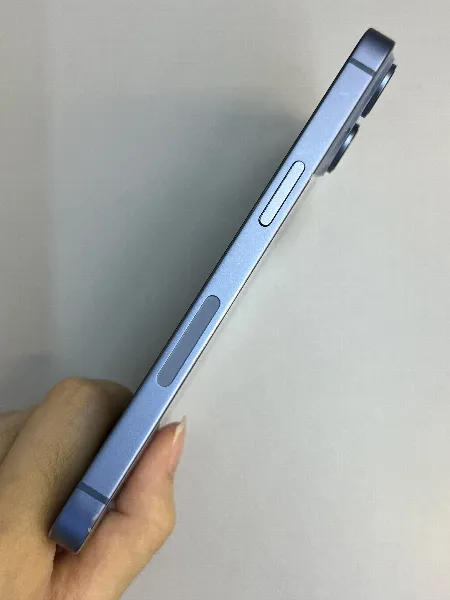 Apple iPhone 14