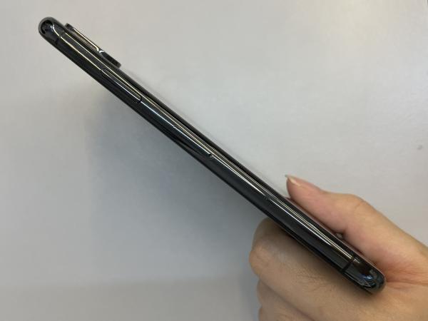 Apple iPhone XS