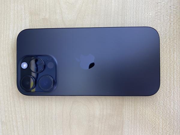 Apple iPhone 16 PRO
