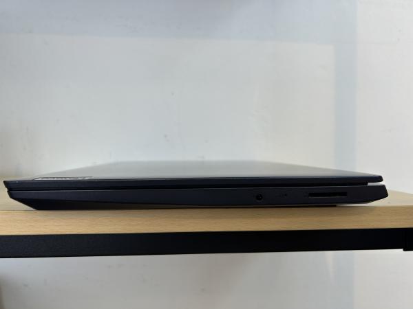 Lenovo IDEAPAD SLIM 3