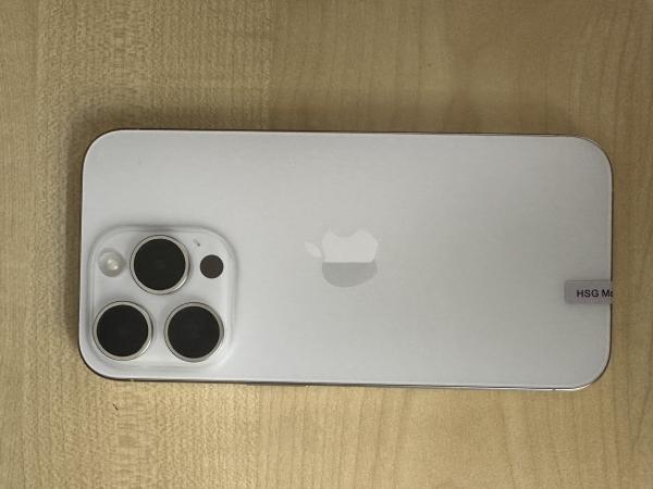 Apple iPhone 15 Pro