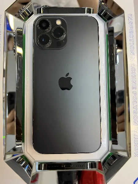 Apple iPhone 13 Pro Max — photo 8 of 10