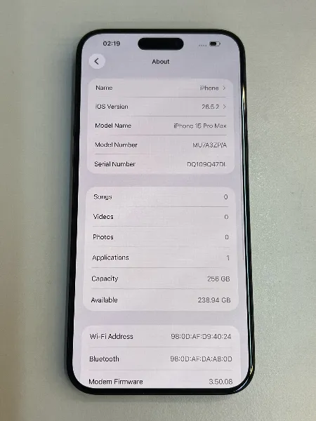 Apple iPhone 15 Pro Max — photo 2 of 10