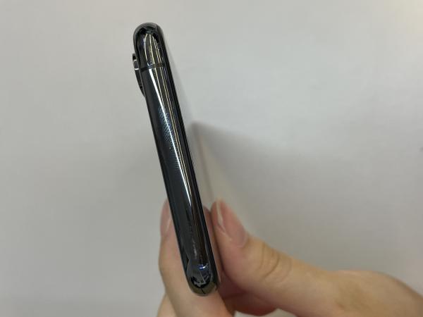 Apple iPhone XS