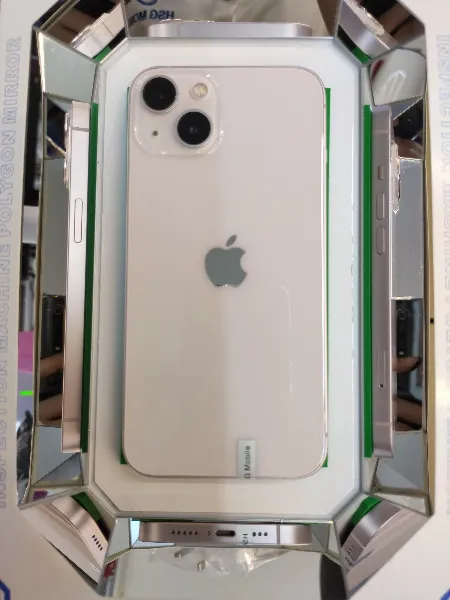 Apple iPhone 13 — photo 9 of 10