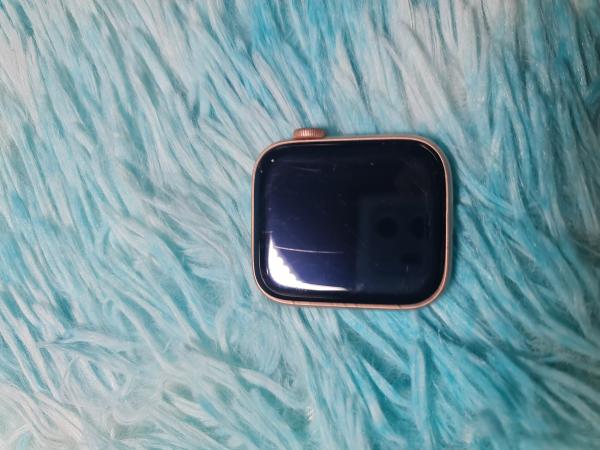 Apple Apple Watch SE 1ST GEN
