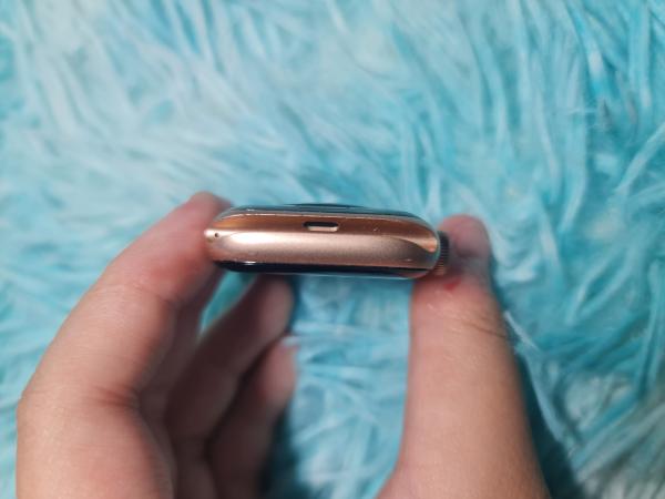 Apple Apple Watch SE 1ST GEN