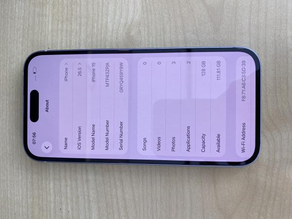 Apple iPhone 15