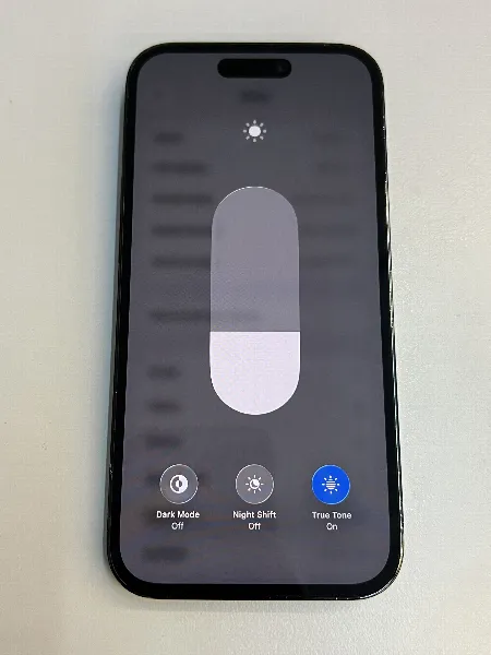 Apple iPhone 14 Pro — photo 5 of 11