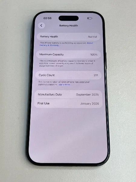 Apple iPhone Air — photo 2 of 10
