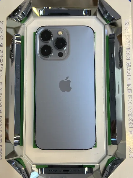 Apple iPhone 13 Pro — photo 3 of 10