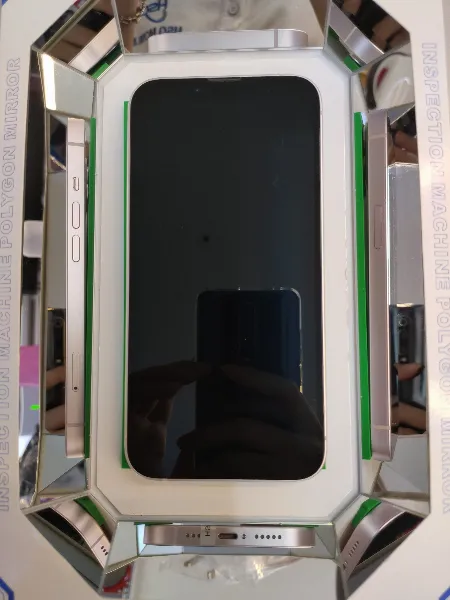 Apple iPhone 13 — photo 10 of 10