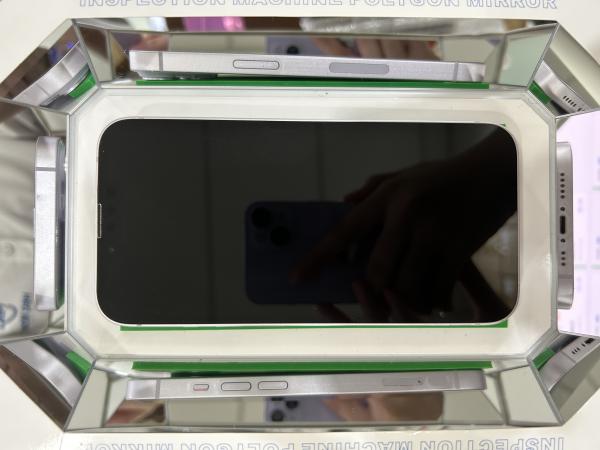 Apple iPhone 14