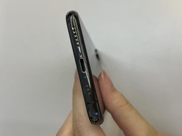Apple iPhone XS