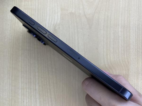 Apple iPhone 16 Pro Max