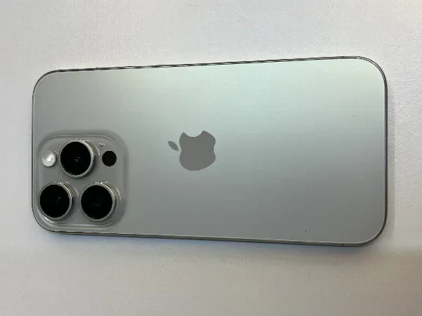 Apple iPhone 15 Pro