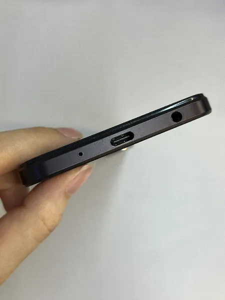 Vivo vivo Y28S — photo 4 of 8