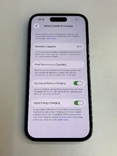 Apple iPhone 14 Pro — photo 2 of 11