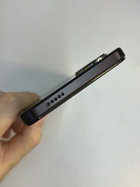 Vivo vivo Y28S — photo 3 of 8