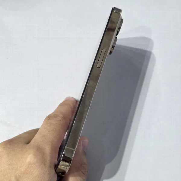 Apple iPhone 14 Pro