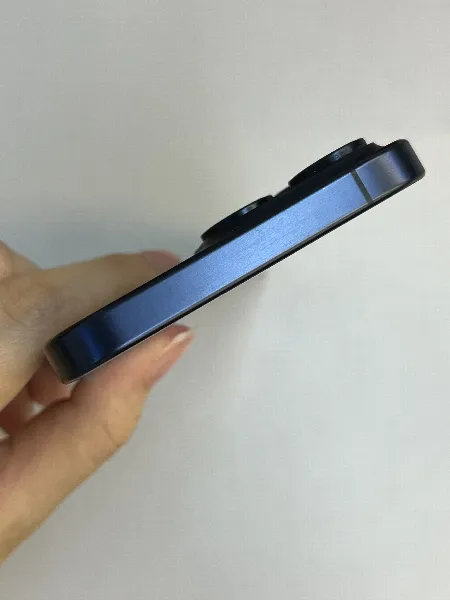 Apple iPhone 15 Pro Max — photo 5 of 10