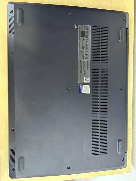 Lenovo IDEAPAD SLIM 3