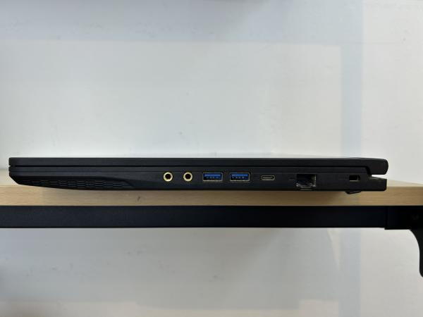 Msi GF63 THIN 11UC