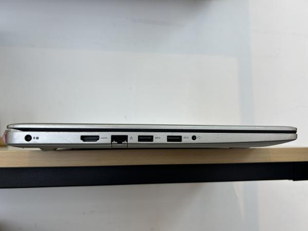 Dell INSPIRON 3501