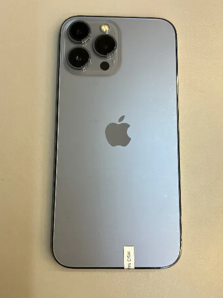Apple iPhone 13 Pro Max — photo 10 of 10