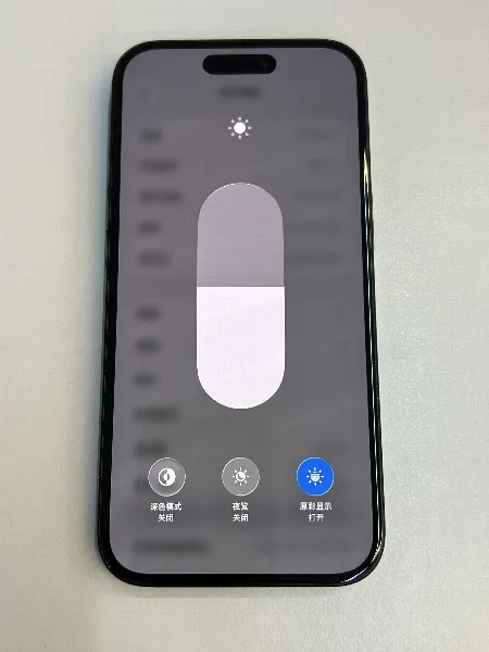 Apple iPhone 15 — photo 6 of 10