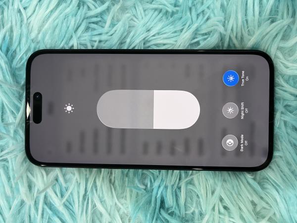 Apple iPhone 15 PLUS