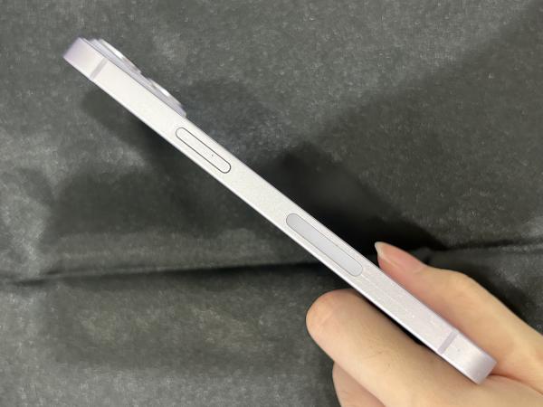 Apple iPhone 14